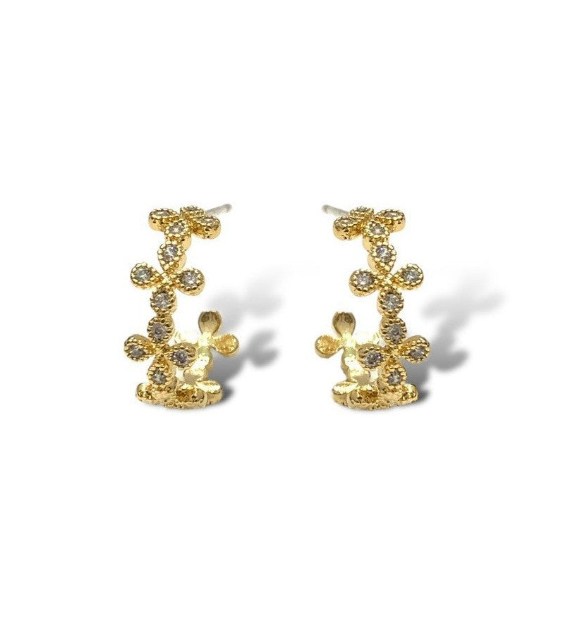 Crystal Clover Huggie