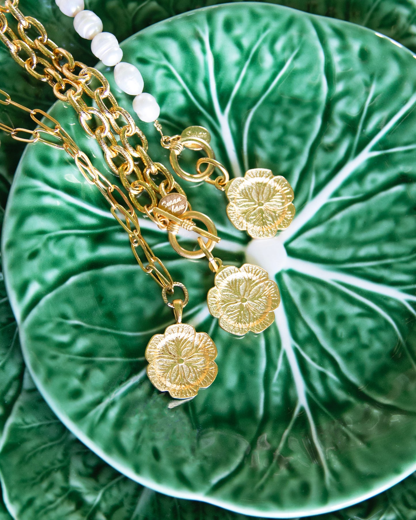 Cabbage Toggle Necklace